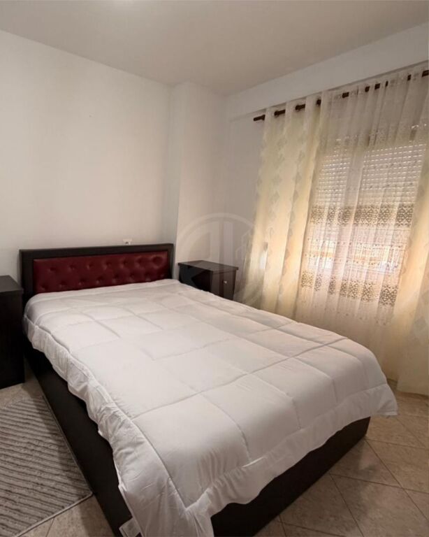 Apartament 1+1 për qira – pranë Pallatit të Sportit