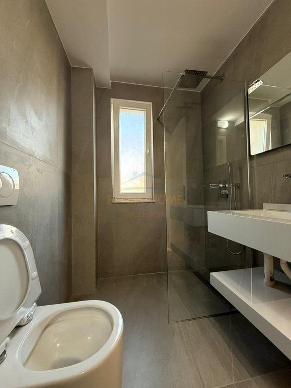 Shitet, Apartament 1+1, Rruga Siri Kodra, Tirane