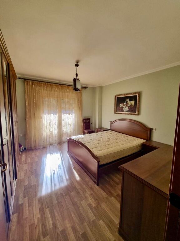 📣 AFFITTO Appartamento 1+1 📍 Vicino al Liceo "Petro Nini Luarasi" ✨