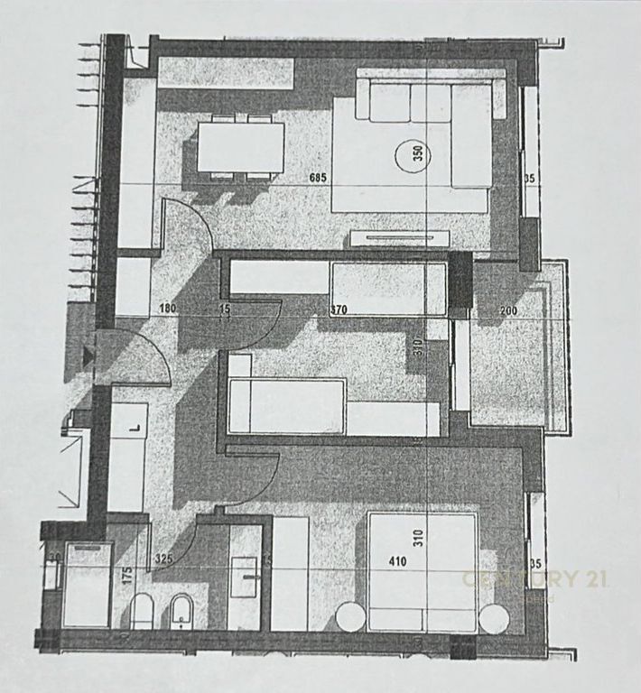 Shitet apartament 2+1 – Rruga 5 Maj!!