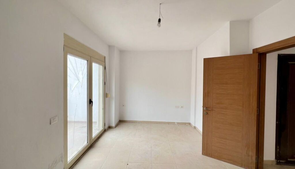🏠 IN VENDITA: Appartamento 2+1+2 Bagni 📍 Yzberisht (Via Thoma Koxhaj) - €145.000 - Palazzo anno 2020 - 8° Piano - 172m² || Ampia veranda ideale per relax e famiglia 🔥