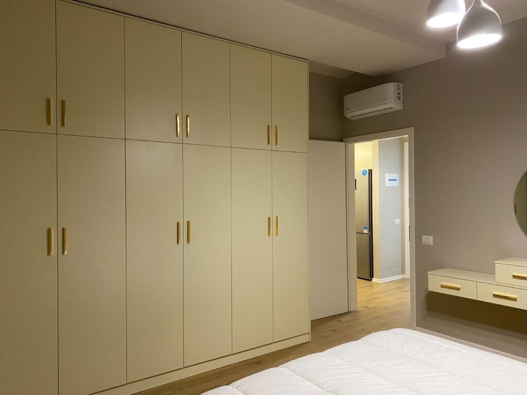 🏢Rruga Siri Kodra,Kompleksi “Siri 2”,jepet me qera apartament 1+1,i mobiluar  60,000Leke