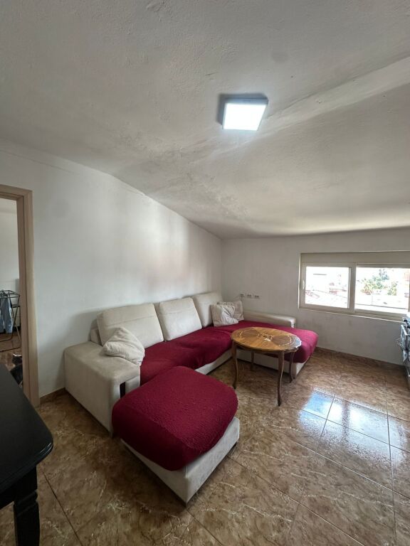 Tirane, shitet apartament 2+1+Ballkon Kati 4, 62 m² 160.000 € (Bulevardi Zogu I , Tirane)
