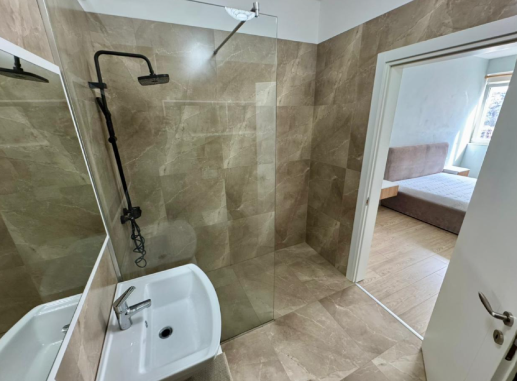 🏡 SHITET APARTAMENT 2+1+2 | Kompleksi FZ, Liqeni i Thatë