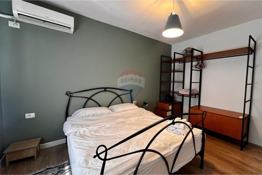 Apartment 1+1 for rent on Kavaja Street!