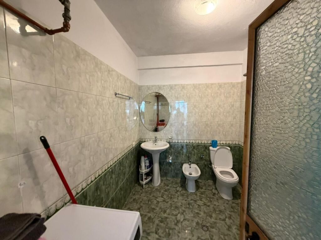 🏡Jepet me qira apartament  3+1+2 📍Rruga Siri Kodra💶 Çmimi: 750€/muaj