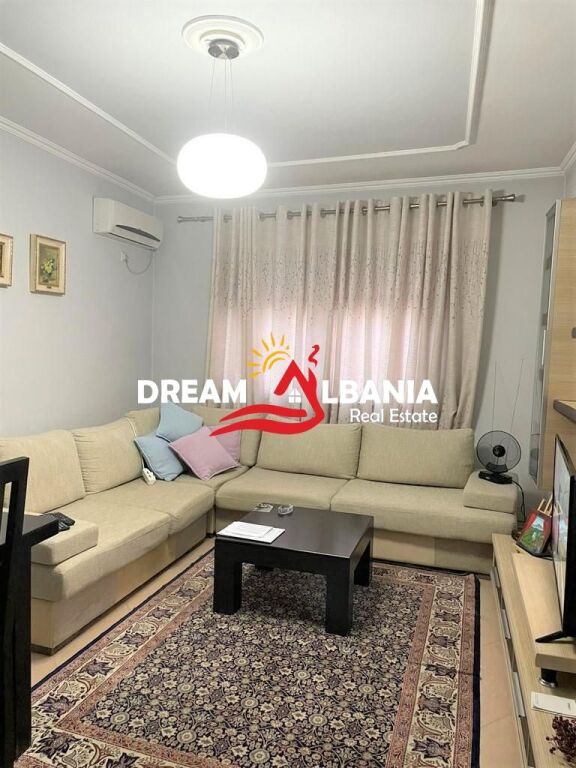 Apartament 1+1 me qera ne rrugen Mine Peza prane Prokurorise se rrethit ne Tirane (ID 4211889)