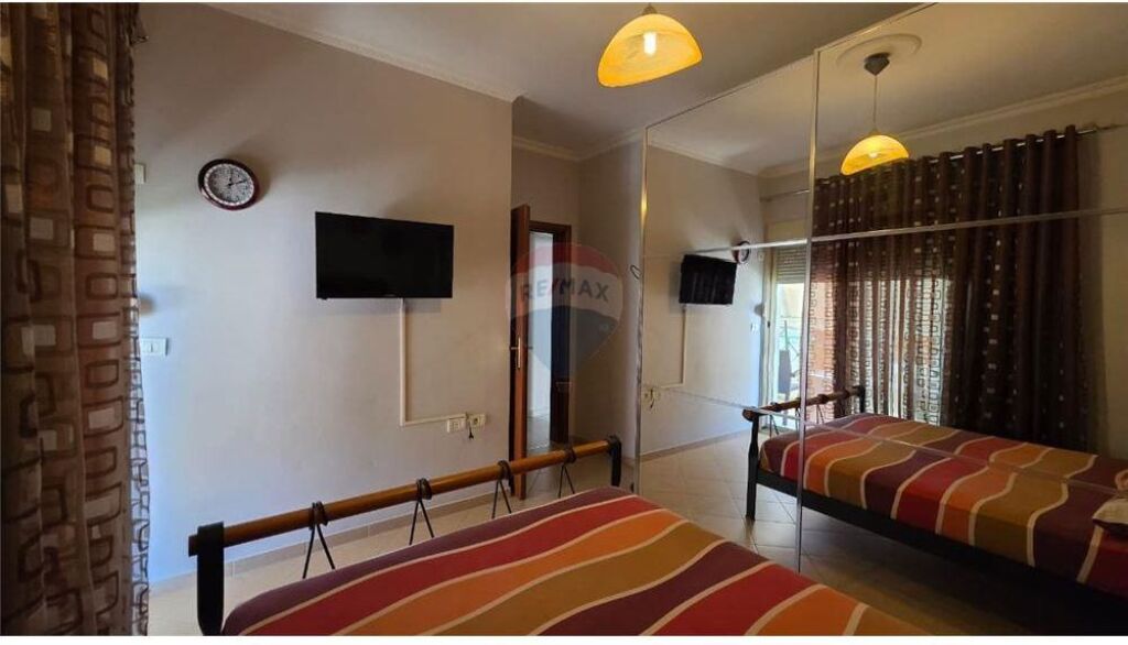 🏡 Apartament 2+1 për Shitje – Vlorë (pranë Kishës Ortodokse)  