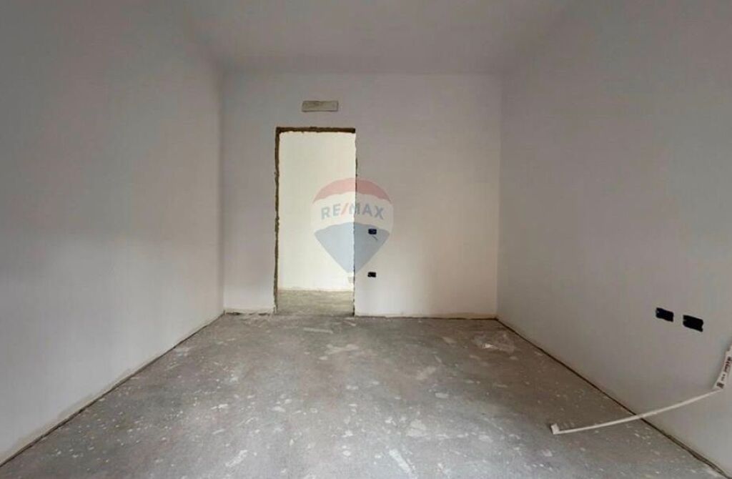 Apartament - Për Shitje - Rruga Ali Demi, Tiranë ID: 530181090-89