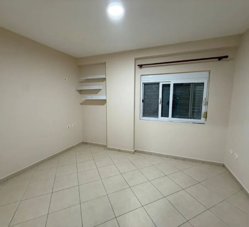 Affitto | Appartamento 2 + 1 | Via Bardhyl | 500 €/mese