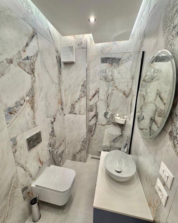 APARTMENT 2+1 NEAR THE NEW MARKET!