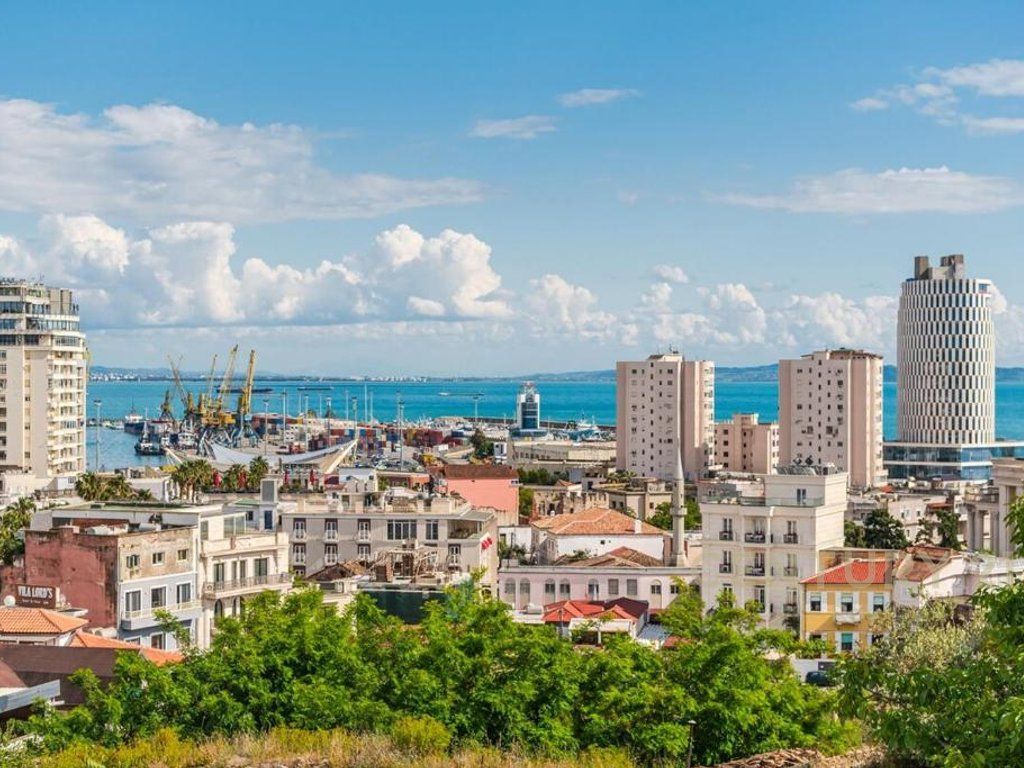 Appartamento di lusso 2+1 In Affitto nel Centro di Durazzo - 650€ | 70 m²