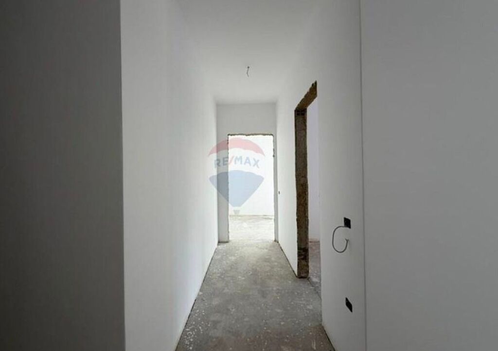 Apartament - Për Shitje - Rruga Ali Demi, Tiranë ID: 530181090-89