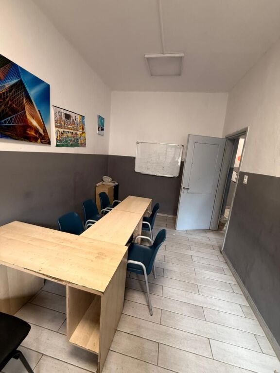 🏢 LOCALE IN AFFITTO – VICINO AL BLOKU 📍 Via Sami Frashëri💶 850 € netto