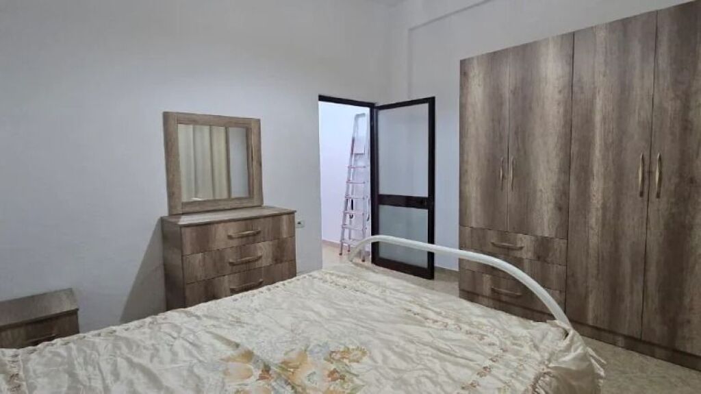 Rent | Private house 1 + 1 | Jordan Misja | 330 €/month