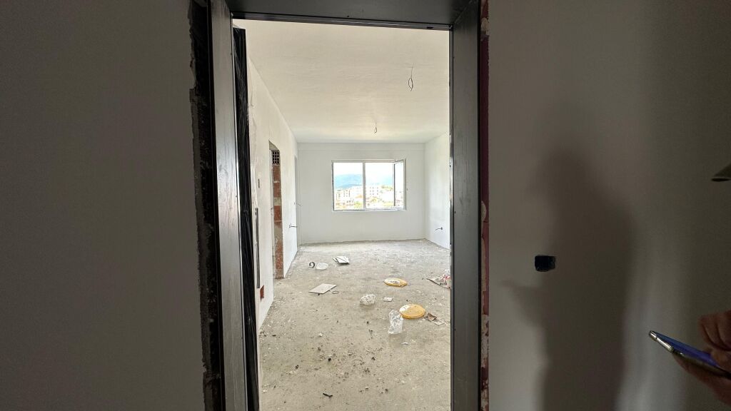 SHITET APARTAMENT 1+1 NE PASKUQAN