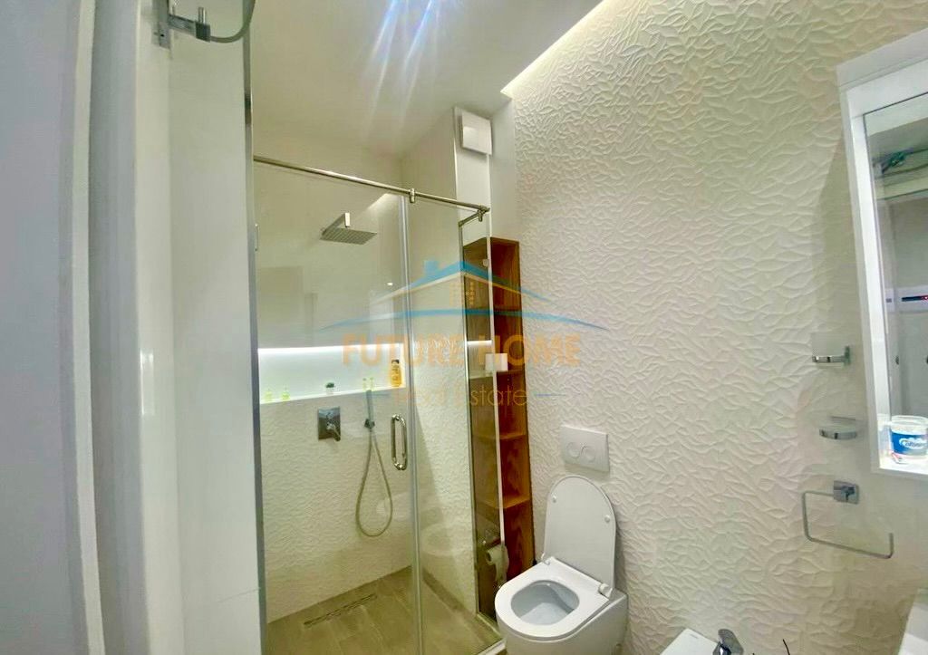 ✨ Luxury and Modernity at "Kontakti" – 1+1 for Rent at 21 Dhjetori! 🏠