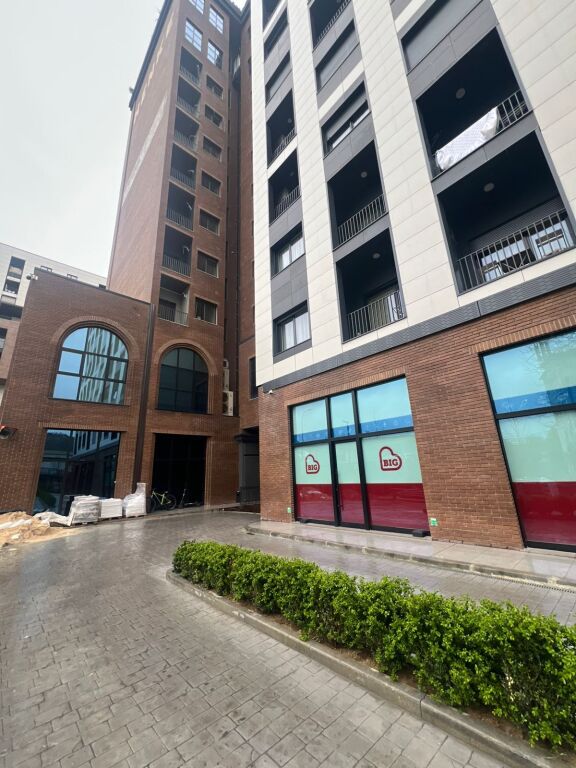 SHITET APARTAMENT 1+1 TE PALLATI ME SHIGJETA