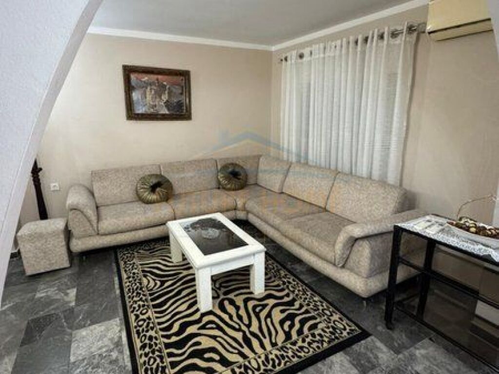 Rent, Apartment 2+1+2, Fortuzi Street, Tirana