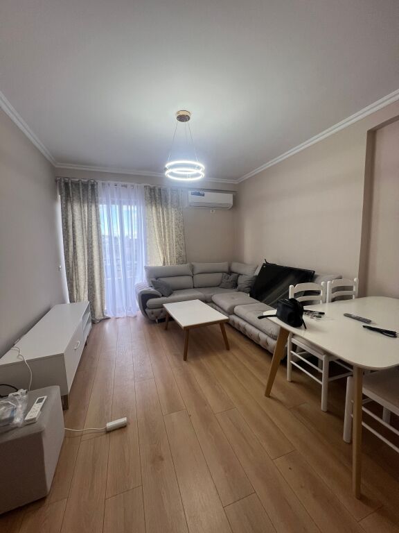 Appartamento in affitto 2+1 Yzberisht 550€