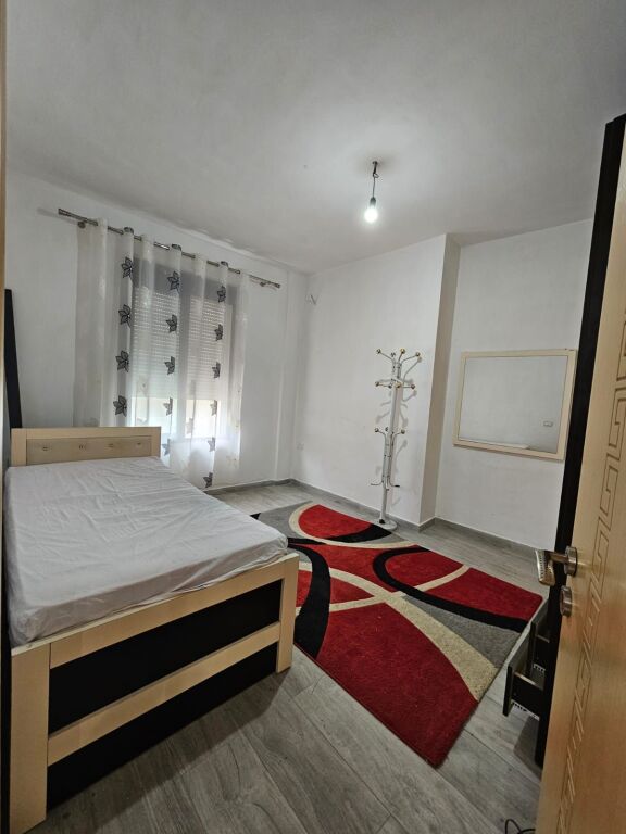 APARTAMENT 2+1 ME QERA TE ZONA E STADIUMIT, DURRES!