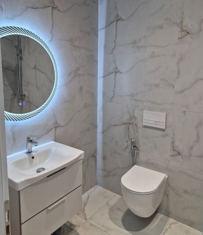 🏢Jepet me qira zyrë te Tirana Entry 1, ish-Sheshi Shqiponja