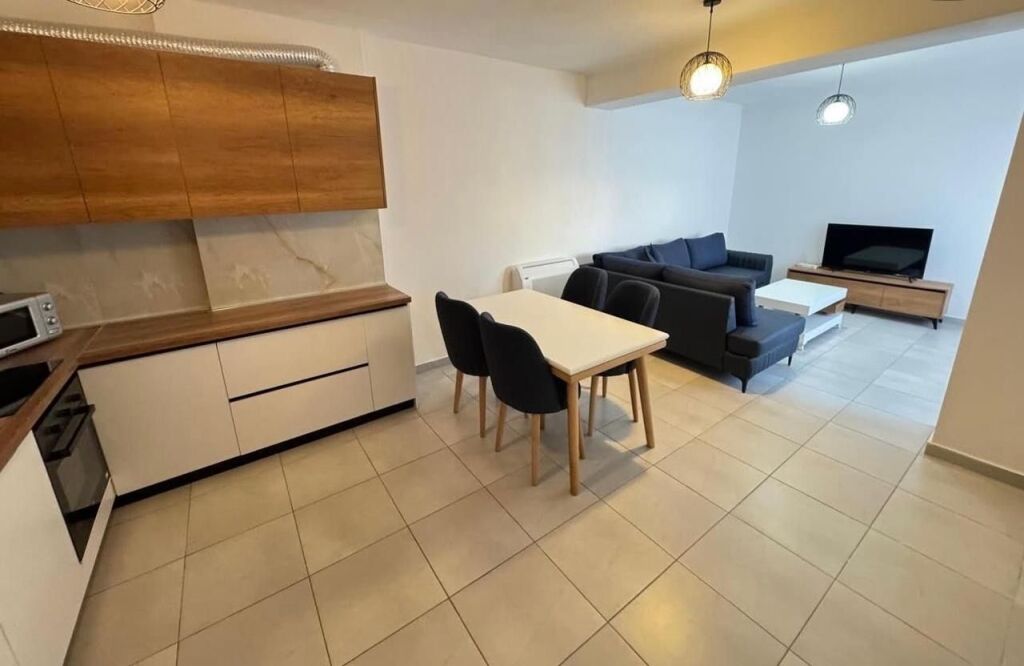 Super ap 2+1 a kodra e diellit ( espansione )