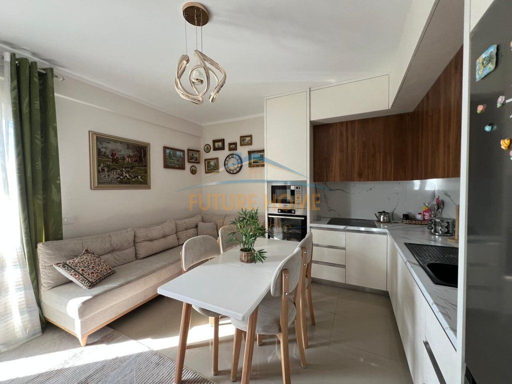 Qera, Apartament 2+1, Ish Dogana, Tiranë