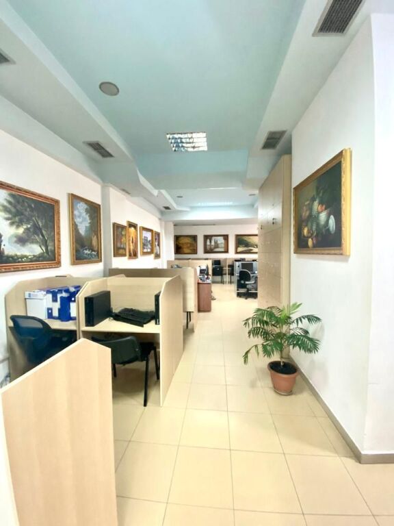 COMMERCIAL SPACE FOR SALE ON ELBASAN ROAD