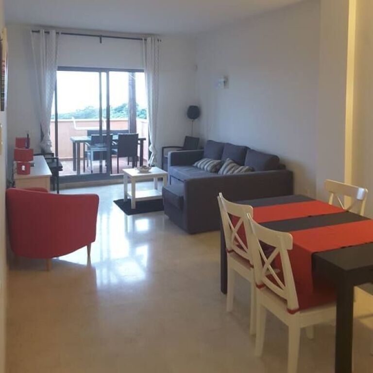 Kodra e diellit, 1+1 apartment for rent.
