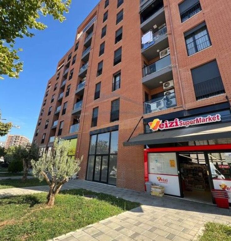 Shitet, Penthouse, Porcelan, Tirane