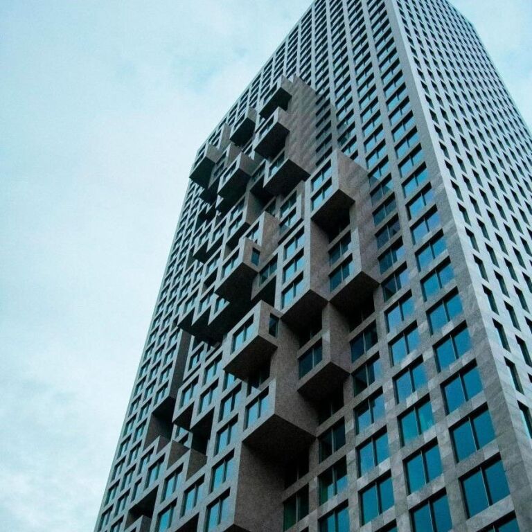 🏙️✨ Apartament Luksoz 2+1+2 – Downtown One, Tiranë ✨🏙️