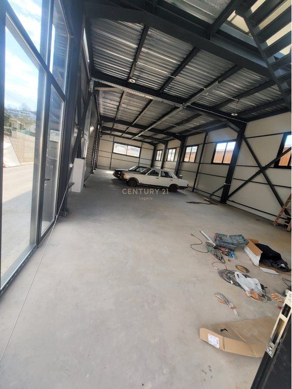 🏢 OFROHET KAPANON ME QIRA NË KASHAR 📍 Afër Top Channel