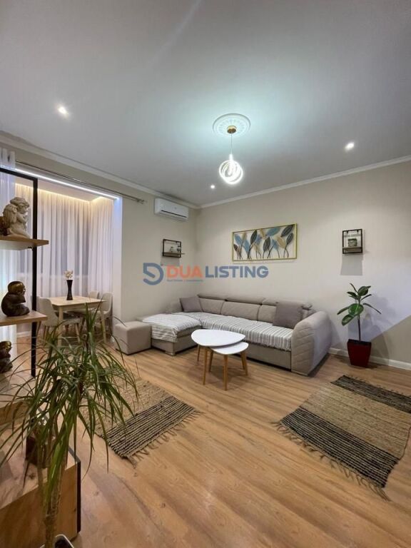 🏡 Jepet me qira apartament 1+1 📍 Përballë Kompleksi Delijorgji, Rruga e Kavajës