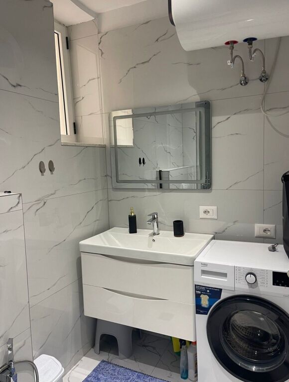 🏡Appartamento 2+1 in Affitto a 21 Dhjetori, vicino all'Hotel Mondial!