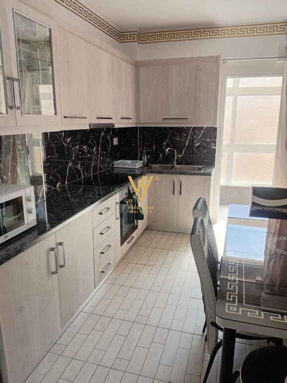 SHITET APARTAMENT 3+1+2+BLK NE SARANDE 200.000 EURO