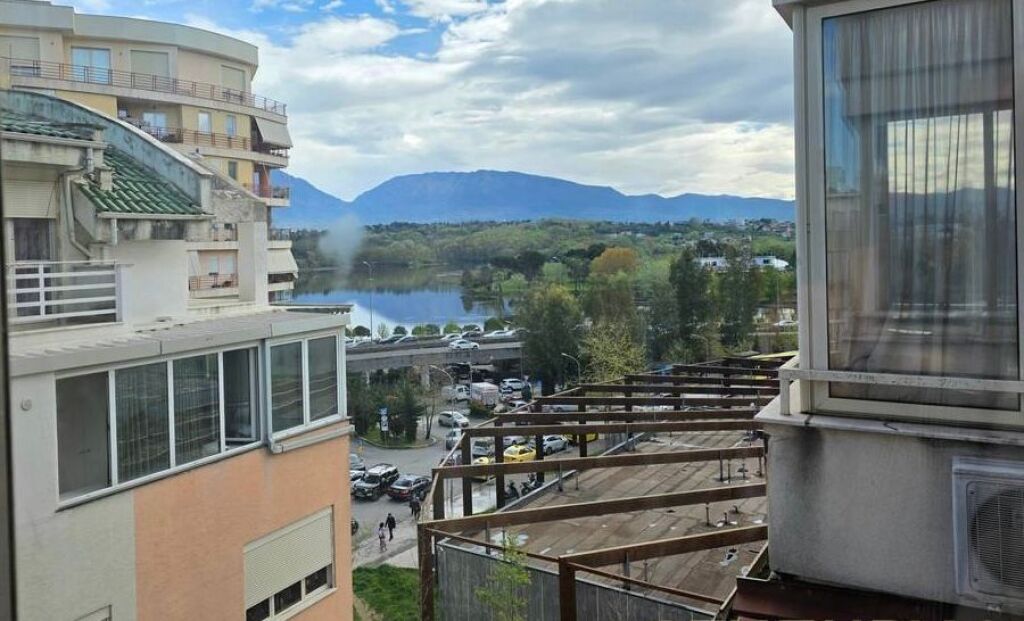 Appartamento in affitto 2+1+2, Lago di Tirana, vicino al Giardino Zoologico