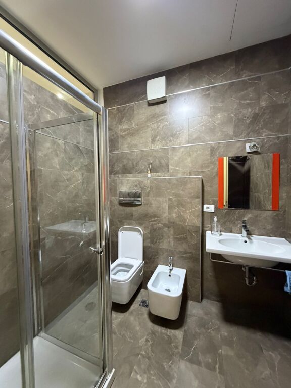 Office spaces for rent at the Republican Guard.