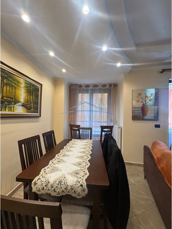 Affitto,Appartamento 3+1+2+Posto Auto,Via dei Bogdan, Tirana