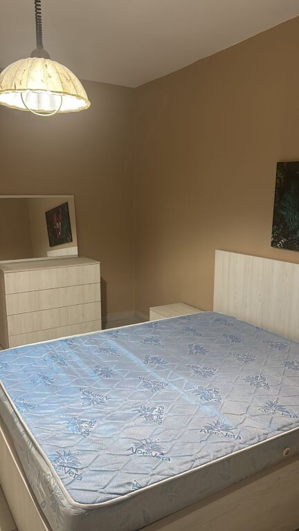 🏢Pas Ish Restorant Durresit,jepet me qera apartament1+1,i mobiluar.450Euro