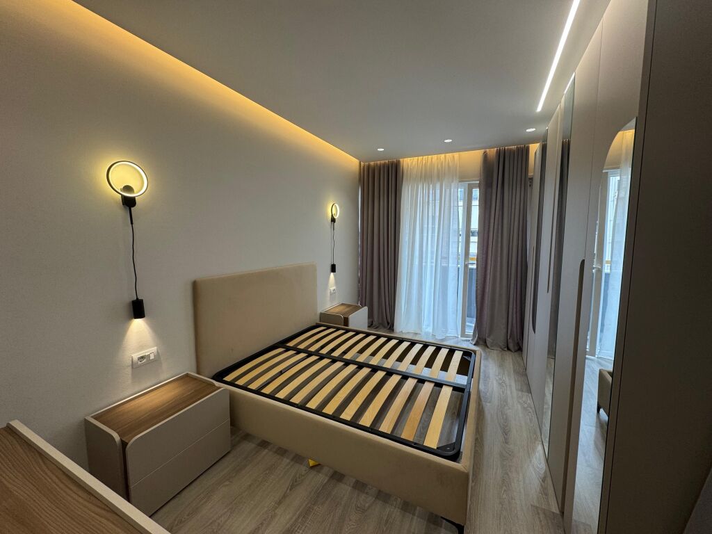 Jepet me qera apartament 1+1