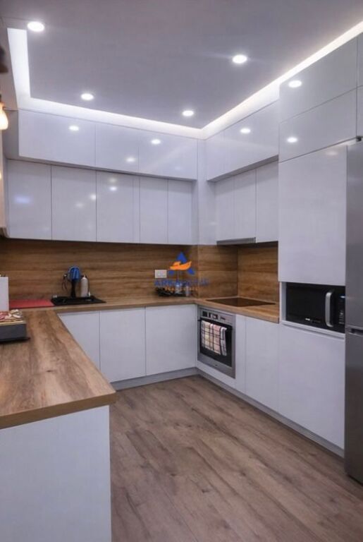 IN VENDITA APPARTAMENTO 2+1+2 BALCONE "KINOSTUDIO, VIA AGIM PRODANI" 200.000 EURO