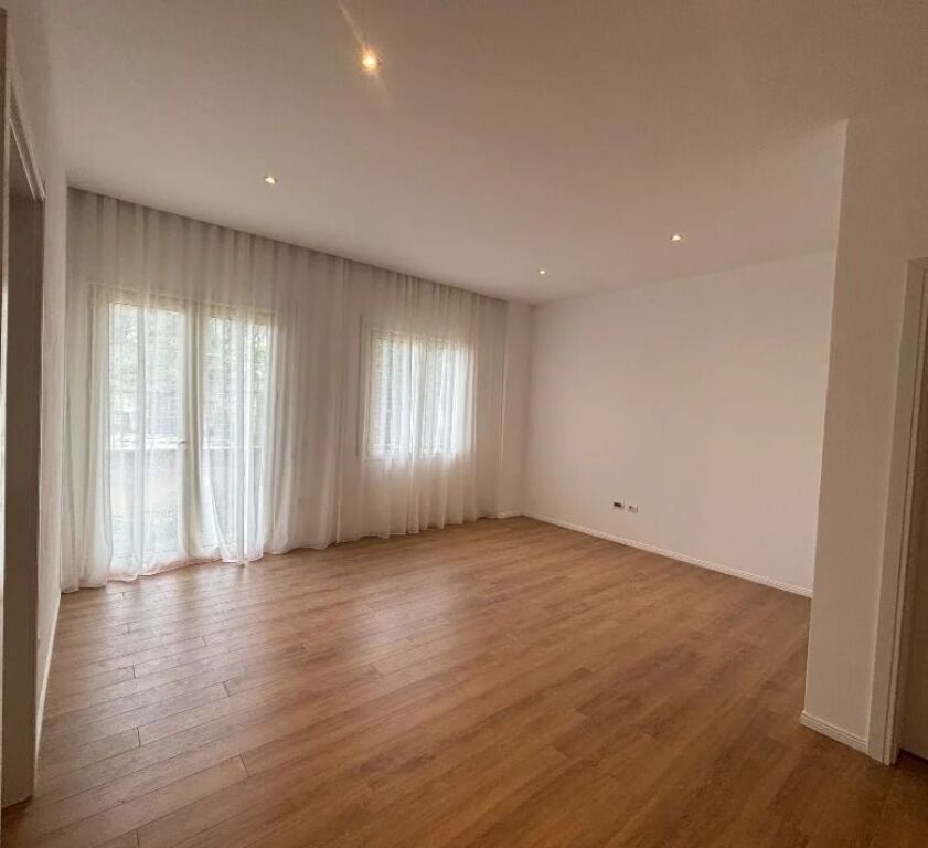 Affitto | Appartamento 1 + 1 | Ali Demi | 500 €/mese