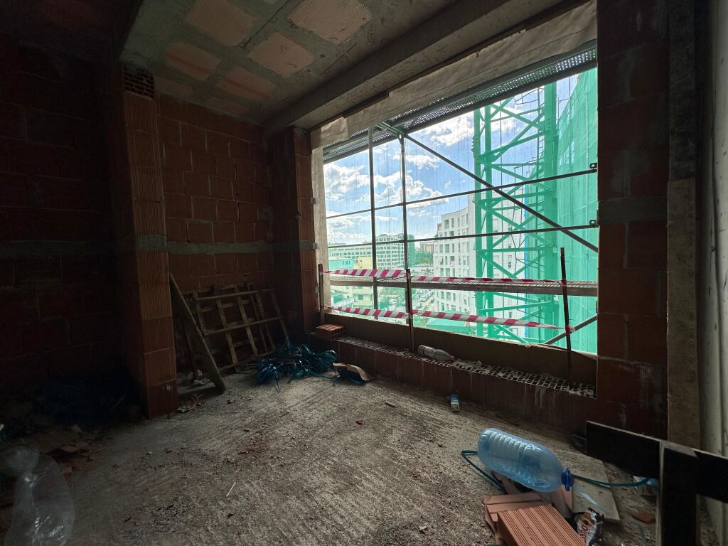 Vendiamo appartamento 2+1 occasione, Via Siri Kodra