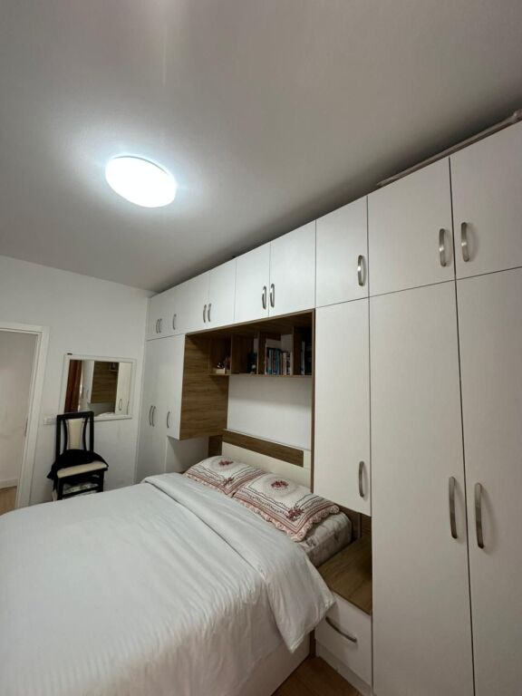 Shitet Apartament 2+1 me organizim perfekt ne kompleksin atom doshi Shkoze