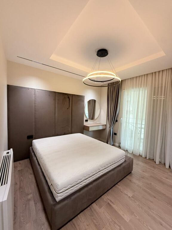 🏠Jepet Apartament Luksoz 2+1 me Qira te Liqeni i Tiranës!