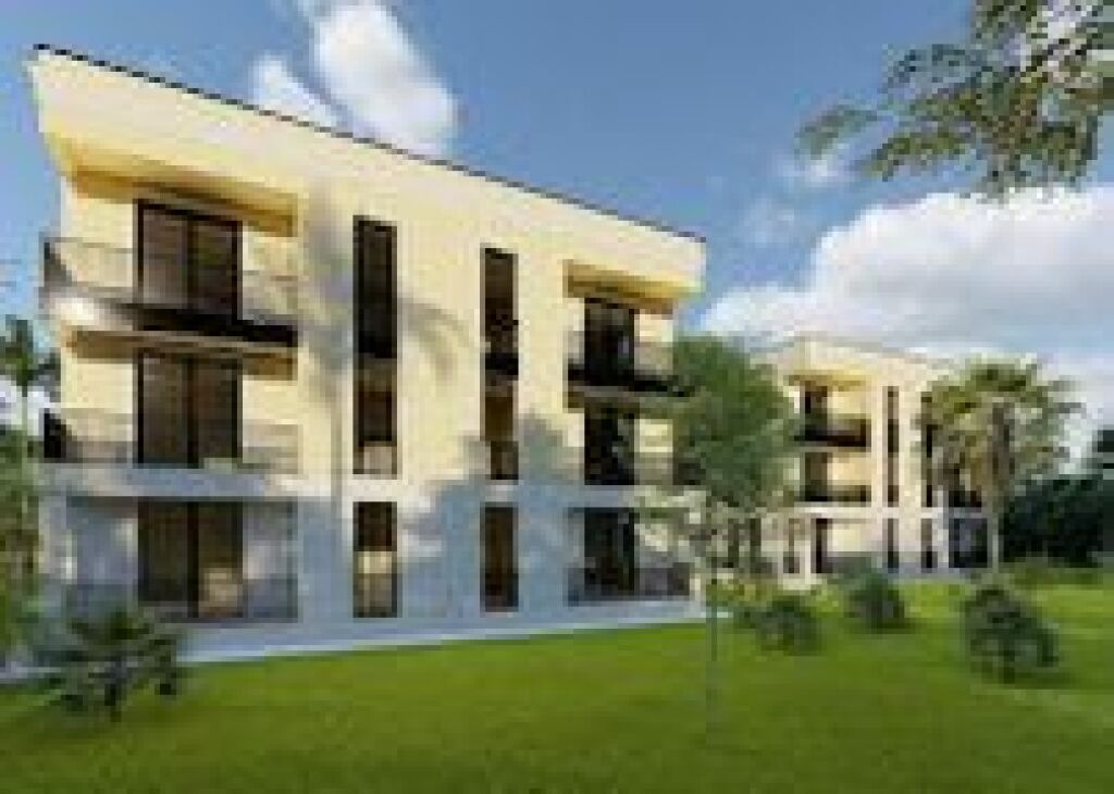 🏡 Shitet Apartament 1+1 në Sauk i Vjetër