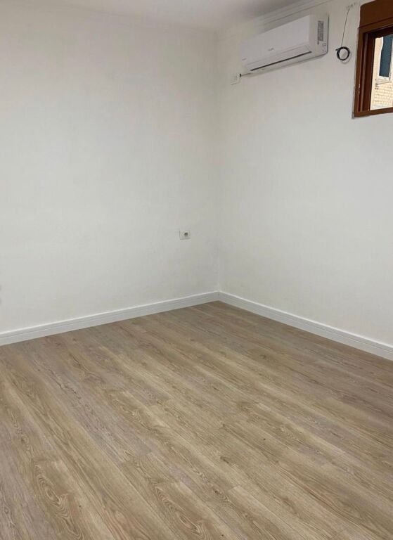 GARSONIERE/ZYRE PER QERA 300 EURO