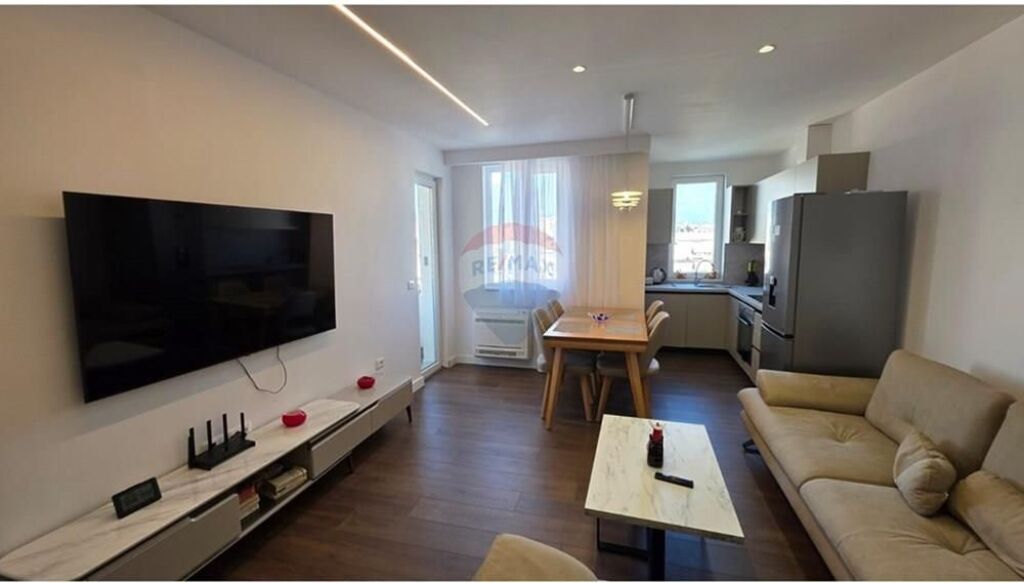 Apartament - Për Qira - Rruga Mine Peza, Tiranë