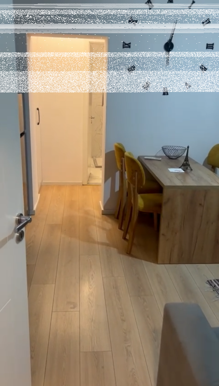 Apartament 2+1, 21 Dhjetori!